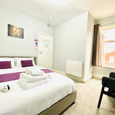 Blackpool - Seaside Villa Kültér fotó